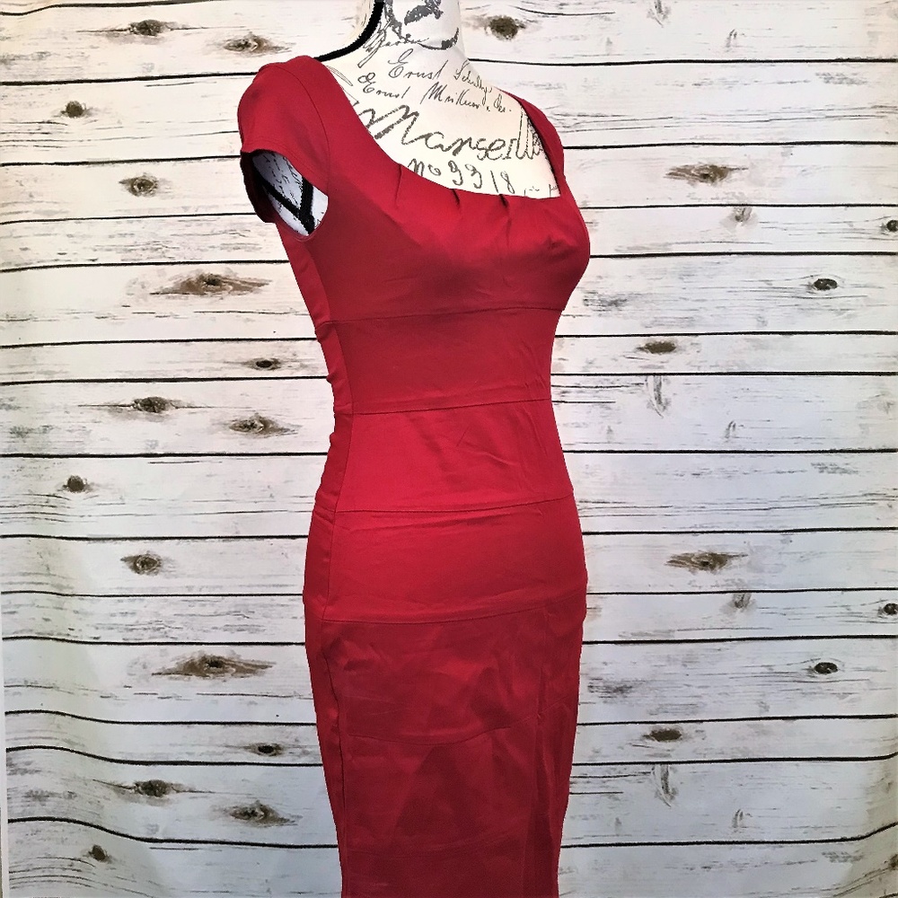 Red Pinup Wiggle Dress - Picture 7 of 9